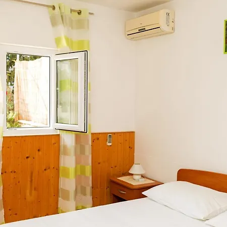 Julija Апартаменти Хвар