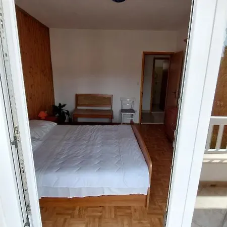 Julija Apartmán