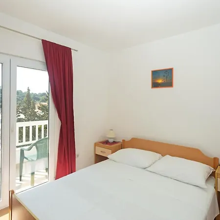 Julija Apartmán *